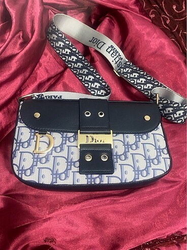 Dior muadili kol çantası