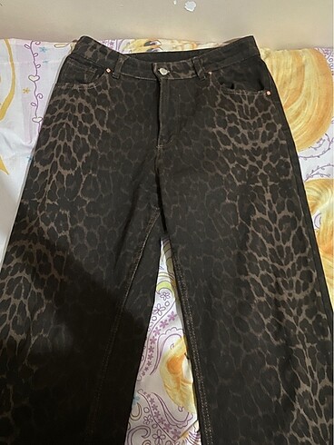 Diğer Leopar desneli kot pantolon
