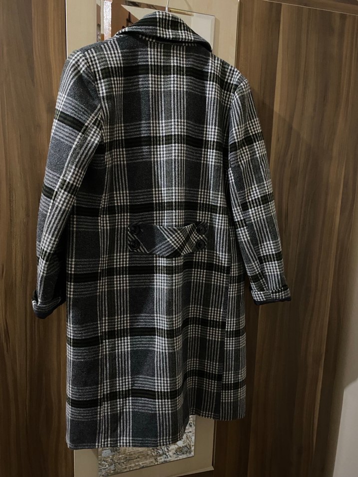 Düğmeli Gri Ekose Midi Kadın Kaban - Görsel 4