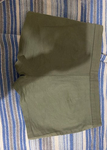 Haki Düğmeli Keten Kadın şort - Görsel 4