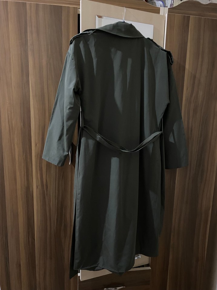 Haki Uzun Kadın Trençkot - Görsel 2