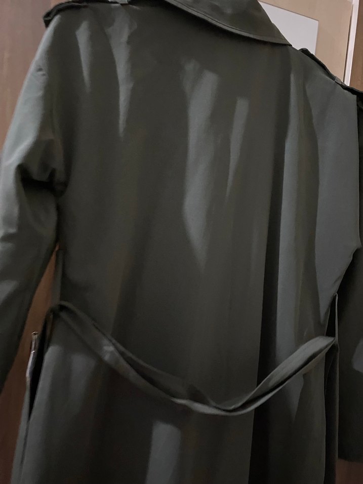 Haki Uzun Kadın Trençkot - Görsel 3