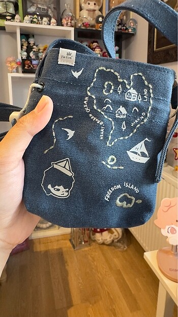 Beden Popmart Hirono Blue Bag