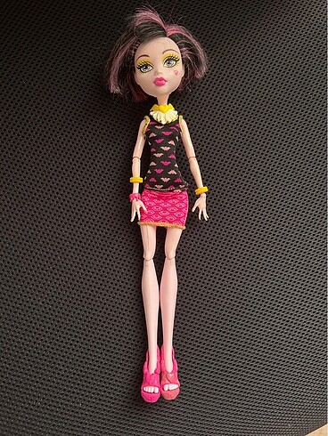 Monster High Draculaura aksesuarları
