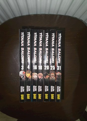 Titana Saldırı Manga Set