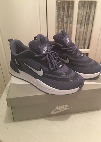 Nike Gri bayan Spor Ayakkabı