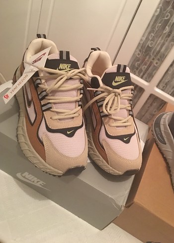 39 Beden Nike Kadın Spor Ayakkabı - Kahverengi, Bağcıklı