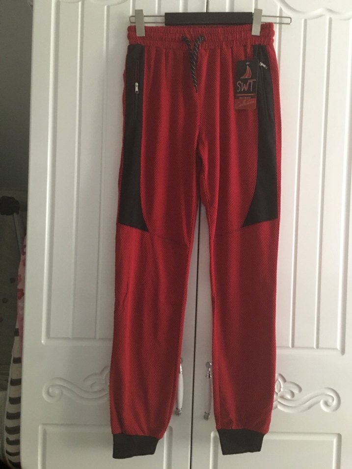 Kırmızı Unısex Rahat Fermuarlı Eşofman S/M beden mevcut - Görsel 2