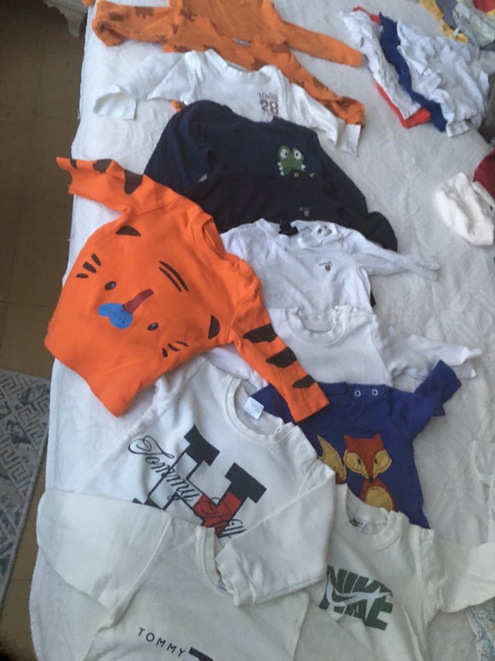 Çocuk Kıyafeti 6/9 aylik 9 adet - Görsel 2