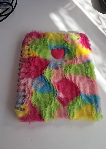 Renkli Peluş Kapaklı Defter