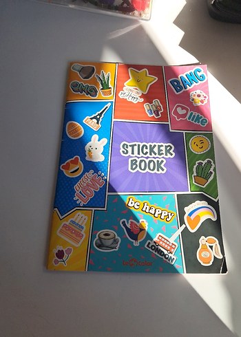 Sticker Kitap + 3 sayfa sticker hediye