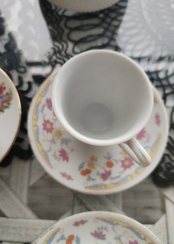 Beden beyaz Renk Pastel Çiçek Desenli 5 Parça Porselen Fincan Takımı