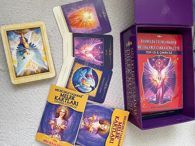 Meleklerle Yaşamak Özel Kutu ve Tarot Destesi