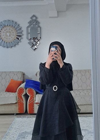 38 Beden Uzun Kollu Siyah Katlı Uzun tesettür Abiye,1 kere giyildj