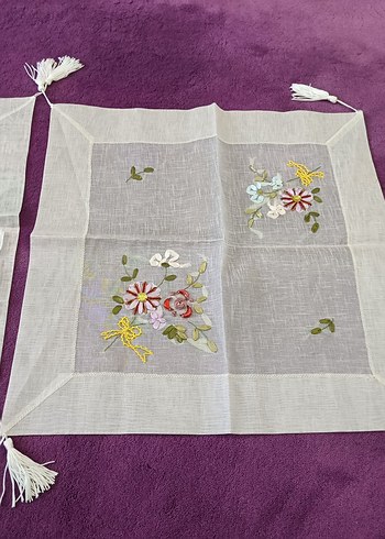 Nakışlı Vintage Beyaz Masa Örtüsü - Görsel 2