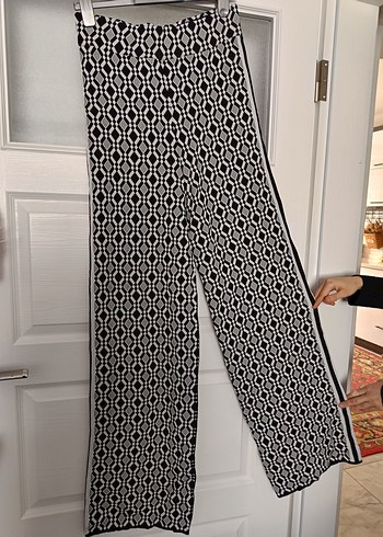 Gri Desenli Pilili Kadın Triko uzun ve kalın Pantolon - Görsel 2