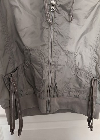 Gri Kapüşonlu Fermuarlı Kadın Spor Yelek - Görsel 2