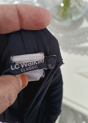 Drapeli Siyah Kadın Kumaş Pantolon - Görsel 3