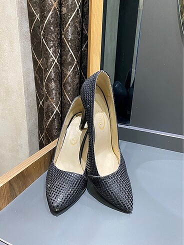 Diğer Stiletto