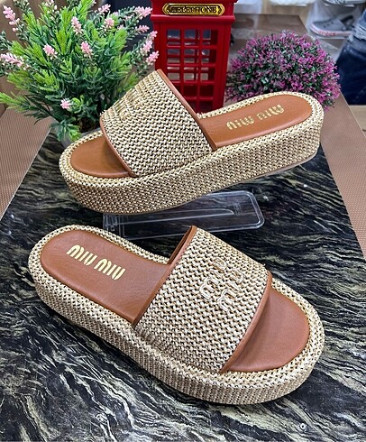 MIU MIU HASIR TERLİK