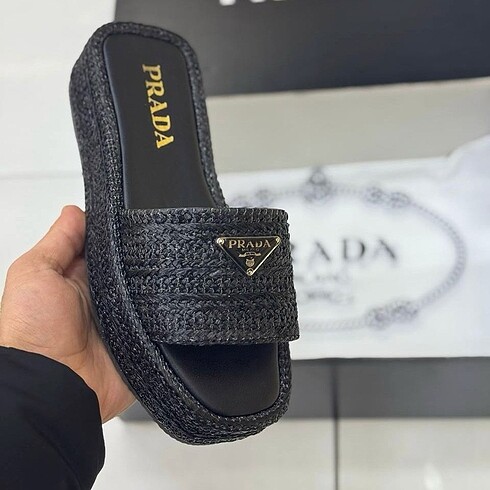 PRADA HASIR TERLİK