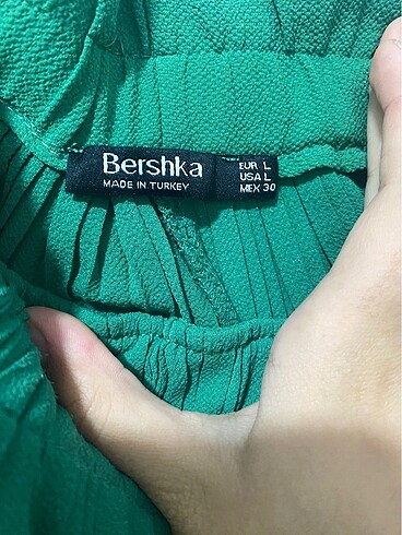 Bershka Bershka L beden yeşil geniş bol kumaş pantolon