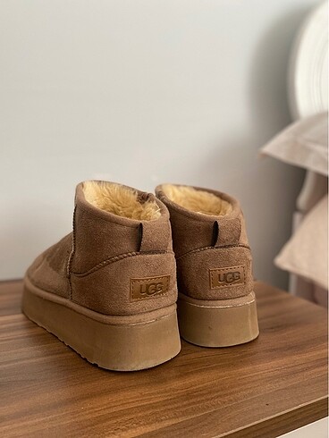 Ugg bot