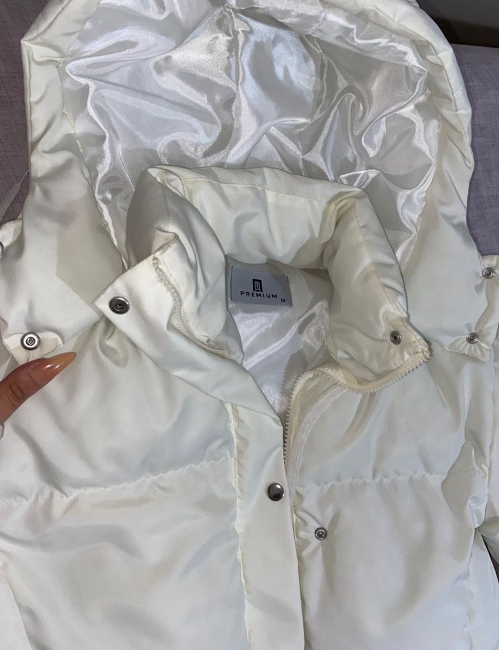 Beyaz Şişme Kadın Kış Montu - Görsel 3