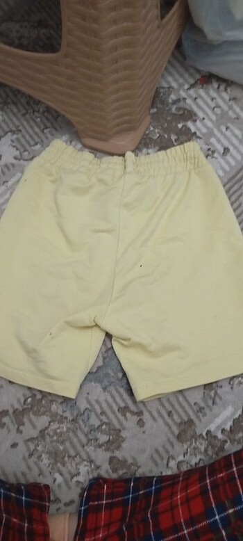 Sarı çocuk şortu  - Görsel 2