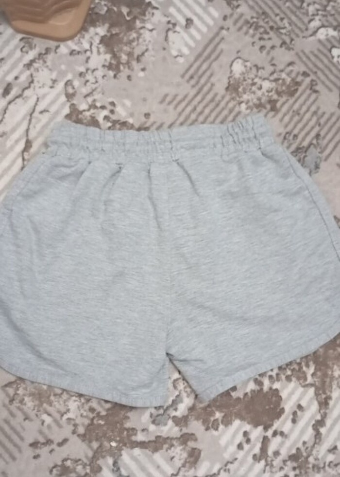 Gri çocuk şortu  - Görsel 2