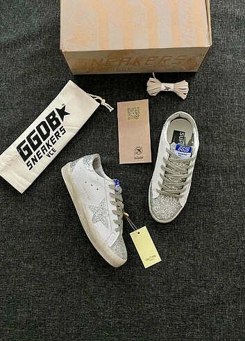 Golden Goose Deluxe Golden Goose Deluxe 