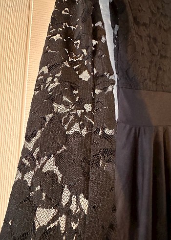 Uzun Kollu Siyah Dantel Gotik Elbise - Görsel 3