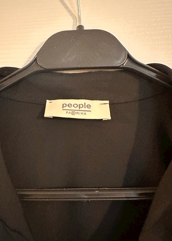 Siyah Düğmeli Uzun Kollu Kadın Gömlek - Görsel 5