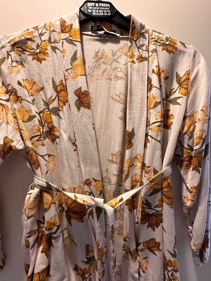 Bej Çiçek Desenli Uzun Keten Kimono - Görsel 2