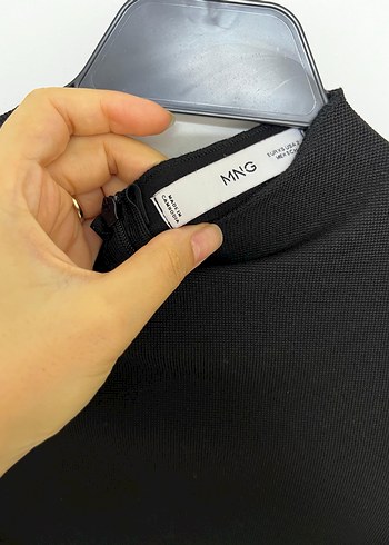 Siyah Uzun Kollu Yüksek Yakalı Triko Elbise - Görsel 2