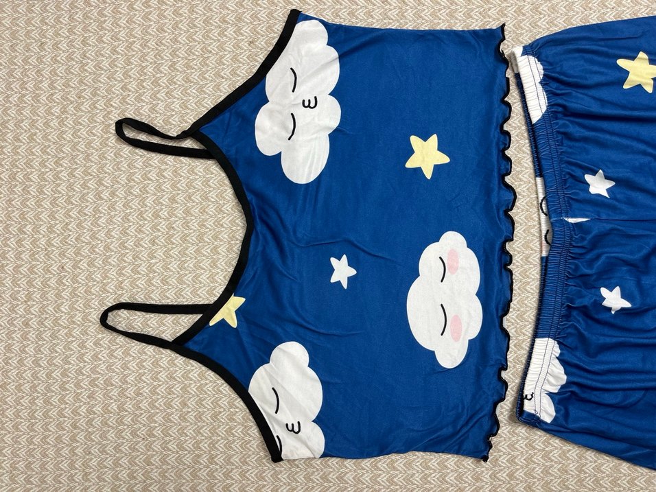 Renkli Bulut Desenli Kadın Mini Pijama Takımı - Görsel 2