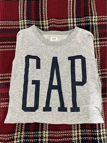 l Beden gap sweatshirt