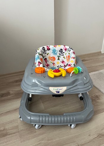 UniCare Gri Bebek Yürüteci