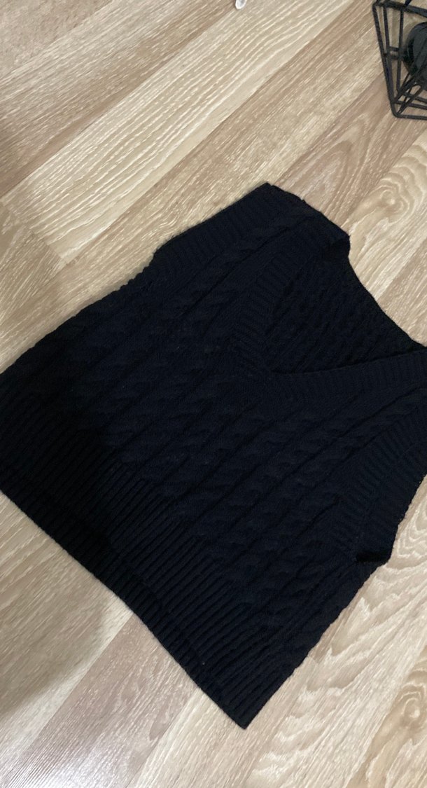Siyah V Yakalı Örgü Kadın Süveter - Görsel 2