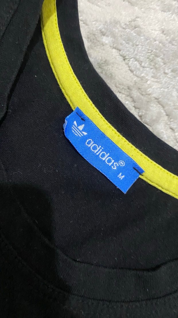 Adidas  Siyah Baskılı Kısa Kollu Tişört - Görsel 2