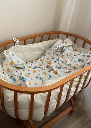 Ahşap Bebek beşiği - Görsel 2