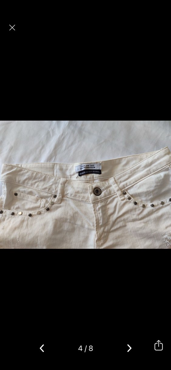 Bershka zımbalı şort - Görsel 4