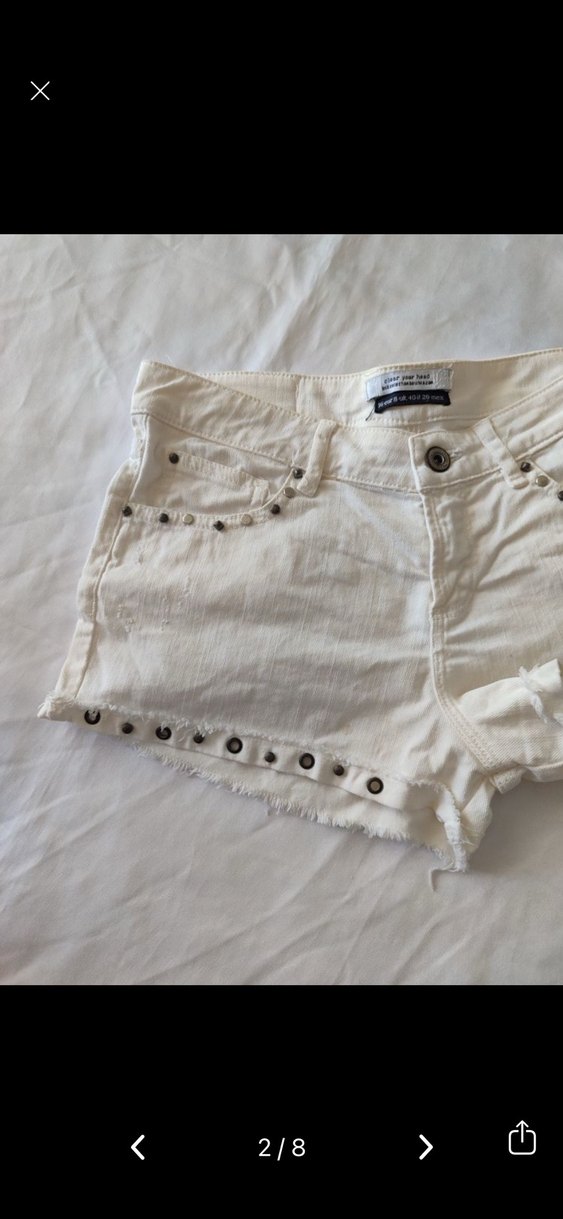 Bershka zımbalı şort - Görsel 2