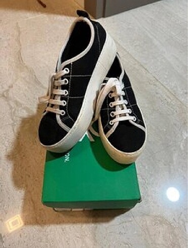 Benetton Converse tipi yüksek tabanlı ayakkabı