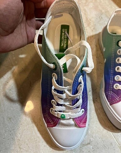 37 Beden Benetton Renkli Converse
