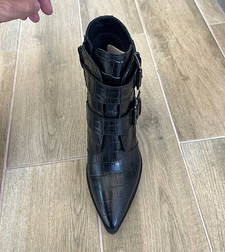 Nine West Bot Topuklu Siyah
