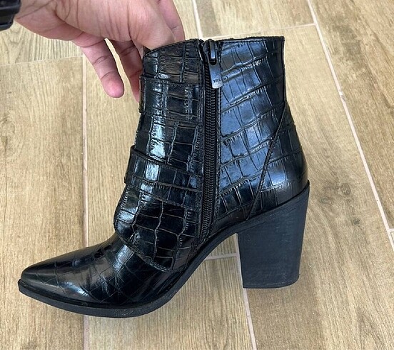 Nine West Nine West Bot Topuklu Siyah