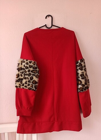 s Beden Kırmızı leopar detaylı sweatshirt 