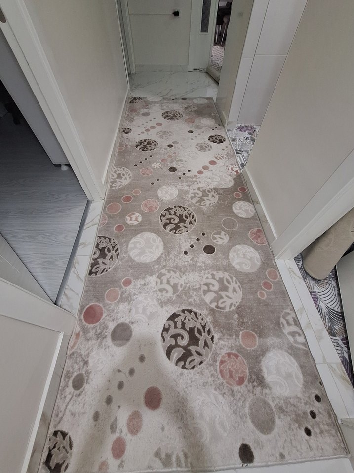 Gri Soyut Desenli Çağdaş Halı - Görsel 4