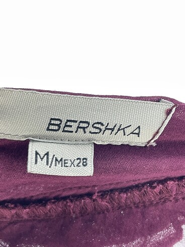 m Beden çeşitli Renk Bershka Bluz %70 İndirimli.